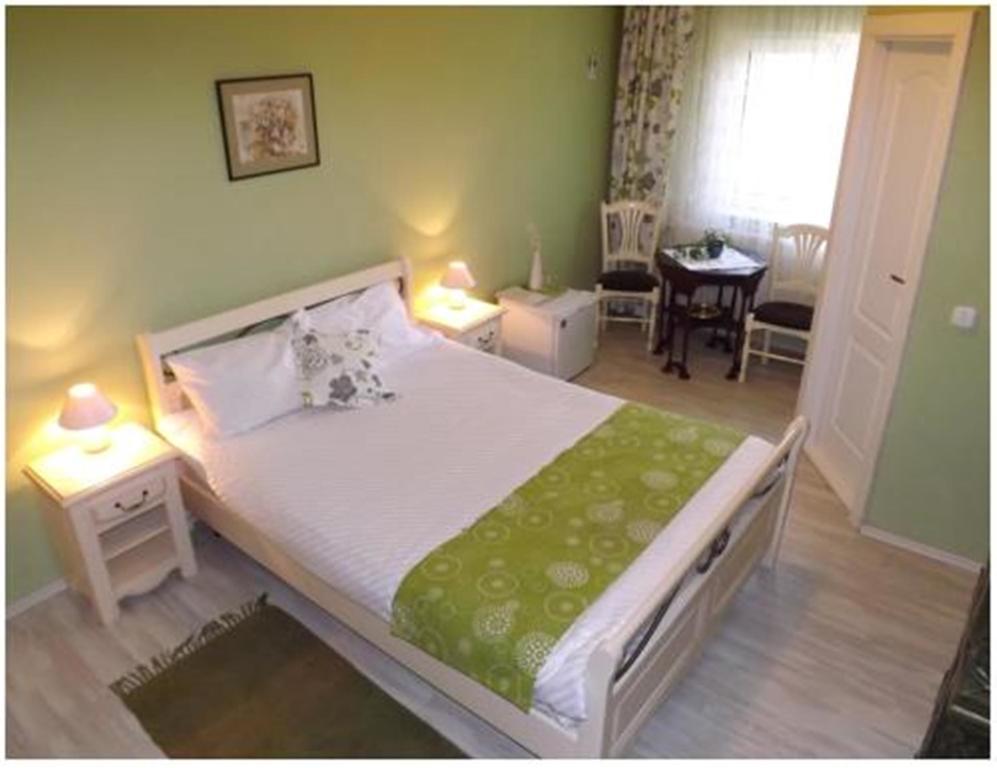 Pensiunea Pentru Tine Prietene Arcani Room photo